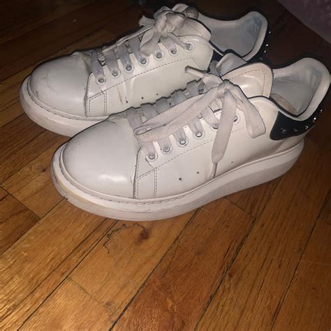 alexander mcqueen sneakers size 9.